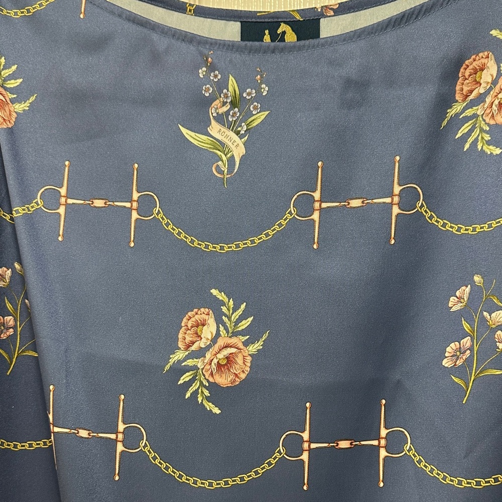 Ronner Design Blouse - Picture 2 of 7